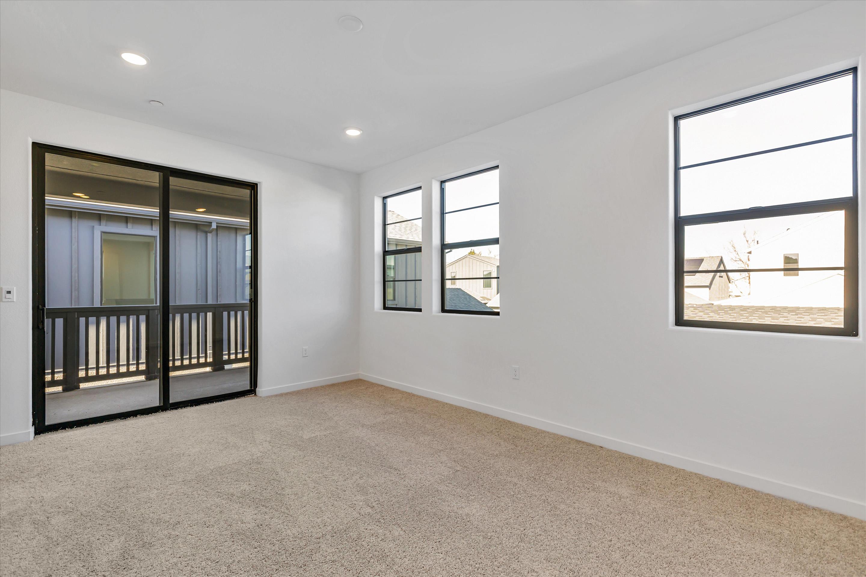 A room with windows.